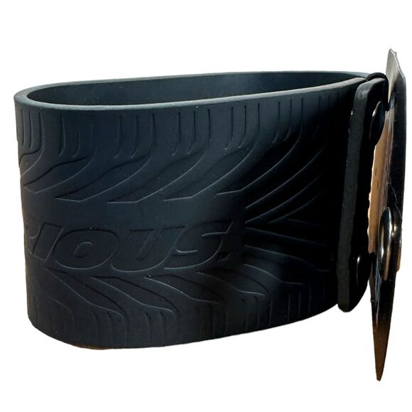 Universal Studios Fast & Furious Wrist Cuff Bracelet NEW - Picture 3 of 4